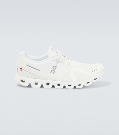 acheter du luxe On Chaussures de course Cloud 5 blanches