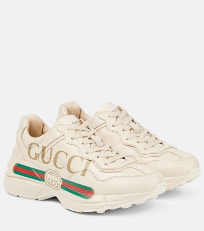 créateur de mode Gucci Baskets en cuir Rhyton blanc