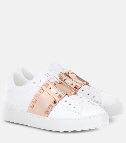 créateur en gros Valentino Garavani Valentino Garavani Rockstud Untitled baskets en cuir blanc