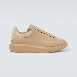 designer de haute qualité Alexander McQueen Baskets oversize en cuir beige