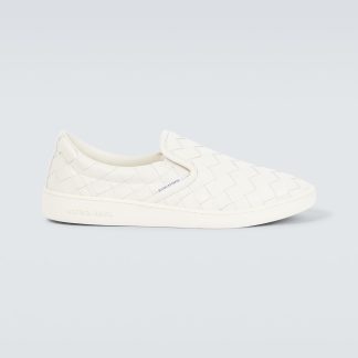 faux luxe Bottega Veneta Baskets à enfiler en cuir Sawyer blanc