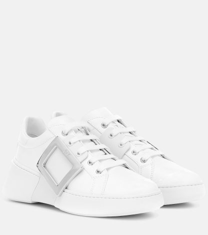 luxe bon marché Roger Vivier Viv Skate baskets en cuir blanc