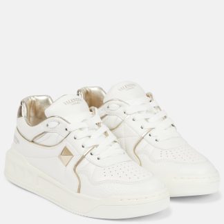 vente chaude luxe Valentino Garavani Baskets en cuir One Stud blanches