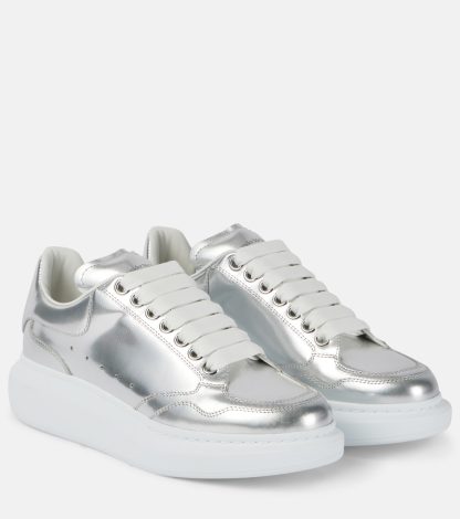 vente en gros de produits de luxe Alexander McQueen Baskets oversize en cuir métallisé argenté