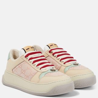 vente en gros de produits de luxe Gucci Baskets Screener GG en toile et cuir marron