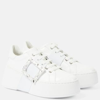 vente en gros de produits de luxe Roger Vivier Baskets en cuir 'Viv' Skate blanc